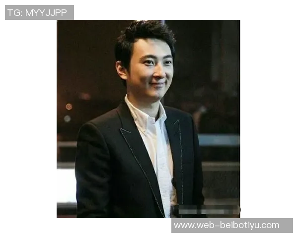 女主持调侃皮尔斯网友热议扑倒事件皮尔斯回应我们是搭档我有女友 女主持调侃皮尔斯网友热议扑倒事件皮尔斯回应我们是搭档我有女友