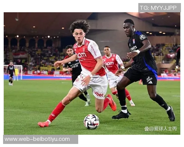 阿克利乌舍或将在明夏以6000万至7000万欧元转会巴黎巴萨曼城争夺战升级