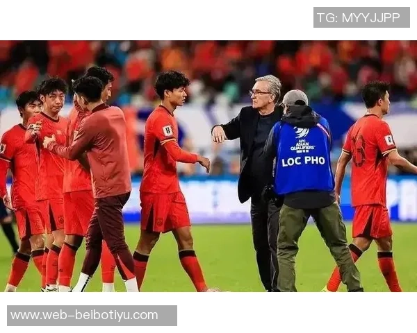 李璇分析亚协联对国足的积极影响与教练组面临的挑战 李璇分析亚协联对国足的积极影响与教练组面临的挑战