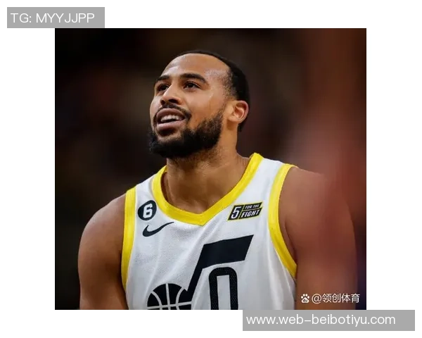 福克斯半场火力全开11投6中斩获15分4篮板4助攻表现出色