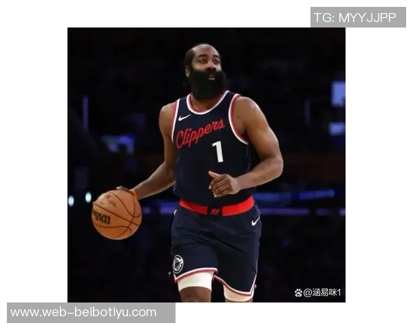 哈登状态回暖半场表现抢眼贡献12分5助攻正负值高达9