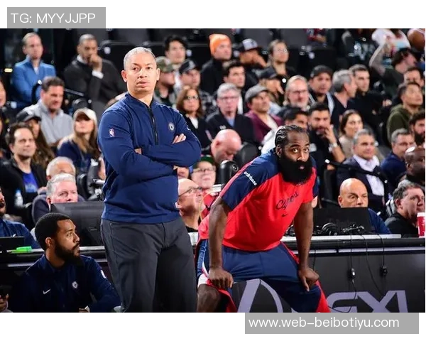 苏群点评快船球员状态与登哥表现称主教练无责